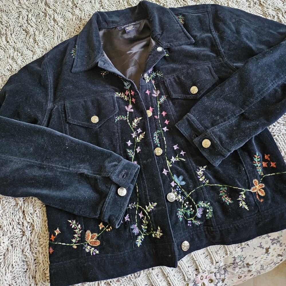 Boston Proper ♡Vintage Embroidered🌺 Velvet Jacket ❤️Pre-owned